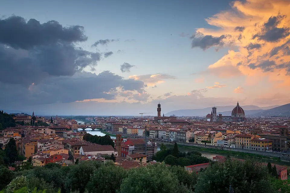 Florence rooftops and the Arno at sunset